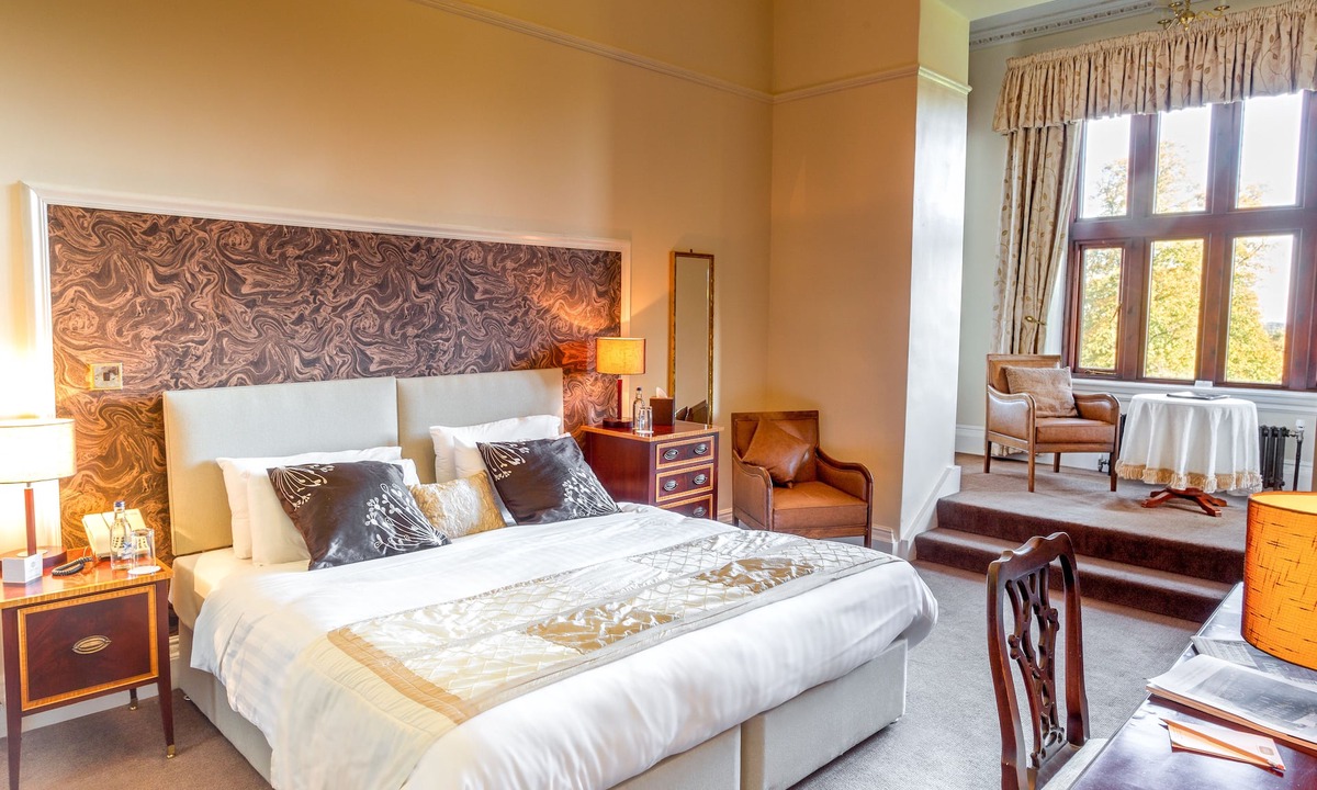 Hoylandswaine Hotel | Classic Lodges - Bagden Hall Hotel