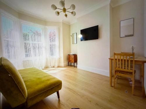 Brockley Apartment | Close London Bridge