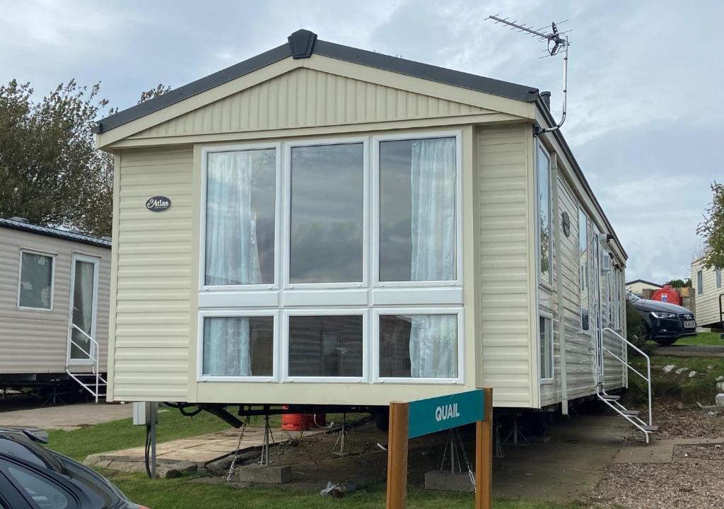 Winestead Apartment | Coastal Caravan Holidays - Puffin 14