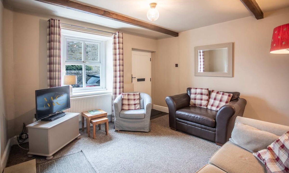Eshton House | Cosy Stone Cottage In Gargrave, Near Skipton
