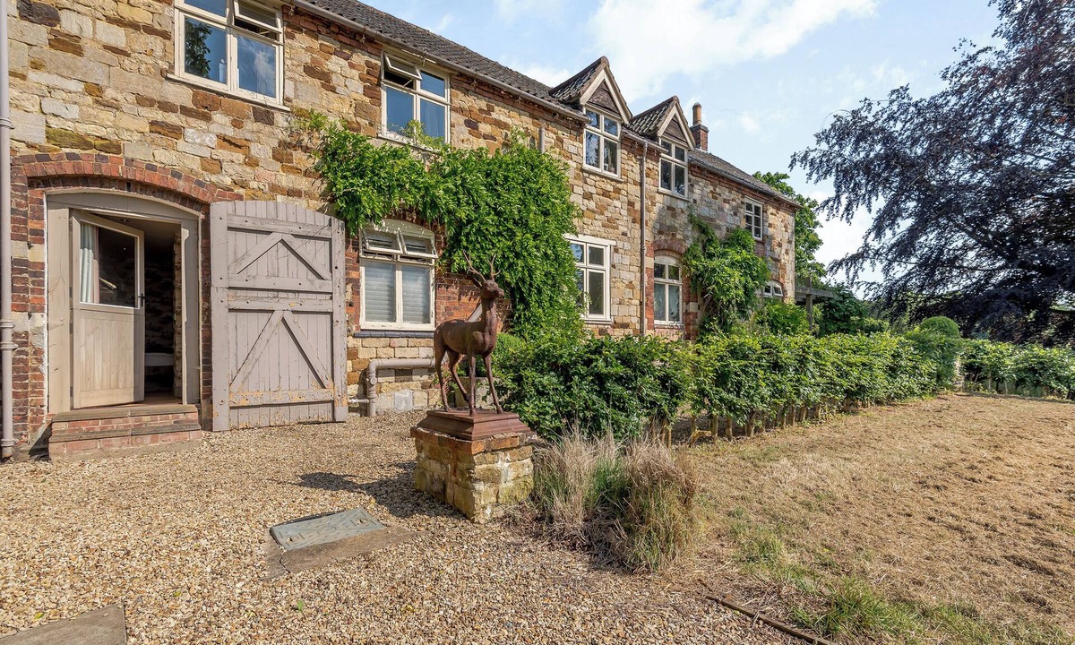 Croxton Kerrial Cottage | Croxton Lodge & Curlews Nest