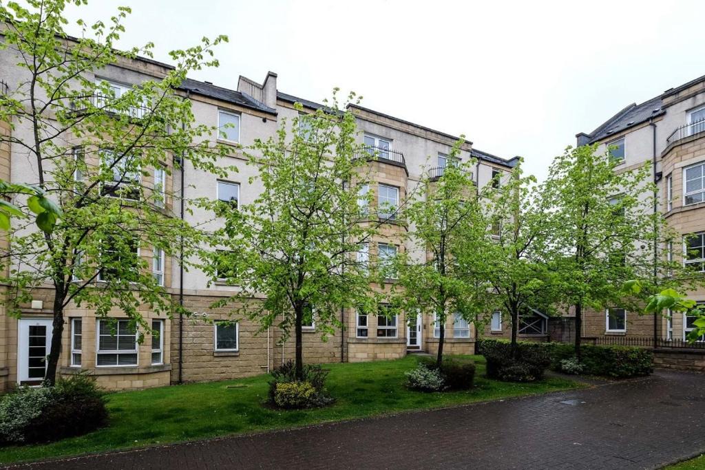 Leith Apartment | Dicksonfield Apartment
