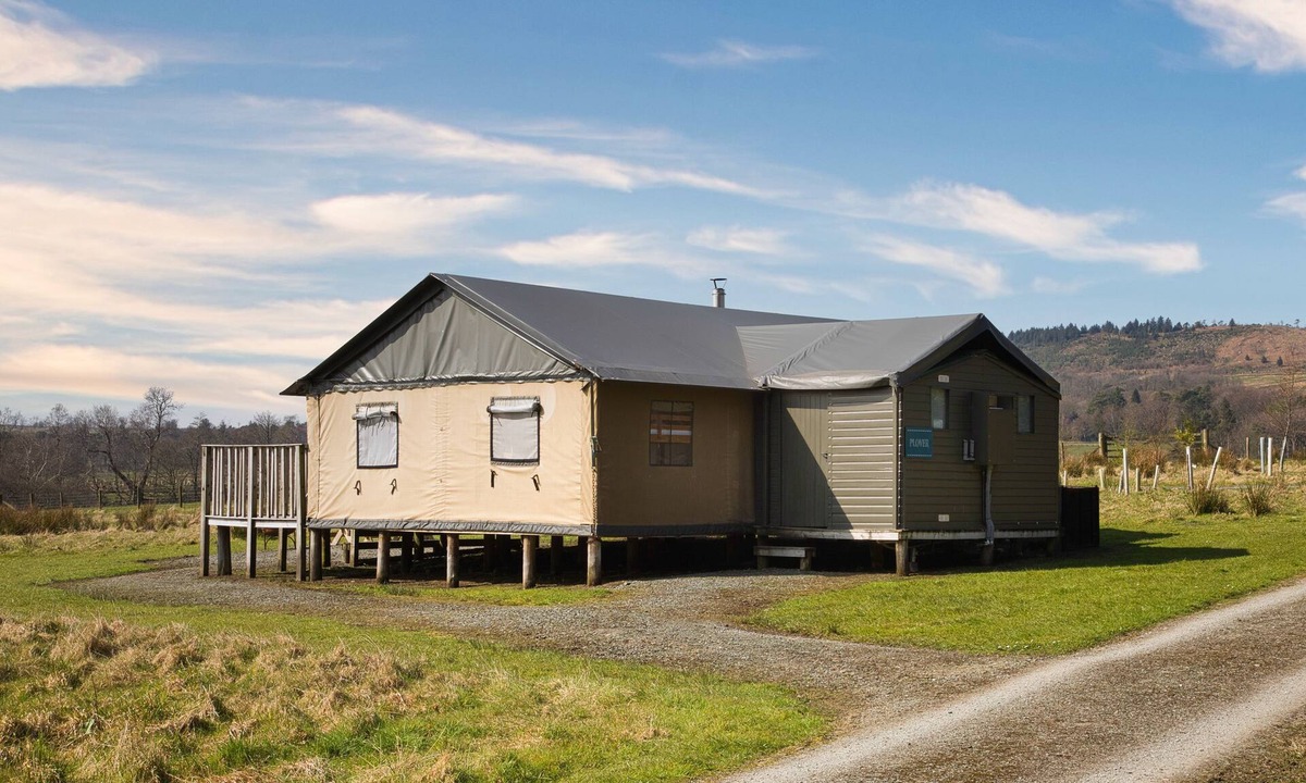 Preston Cabin | Dog Friendly Safari Tent Plover at Bleasdale, Lancashire