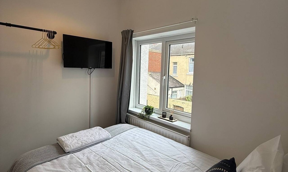 Redcar House | Double Room w/Ensuite | Perfect for Contractors