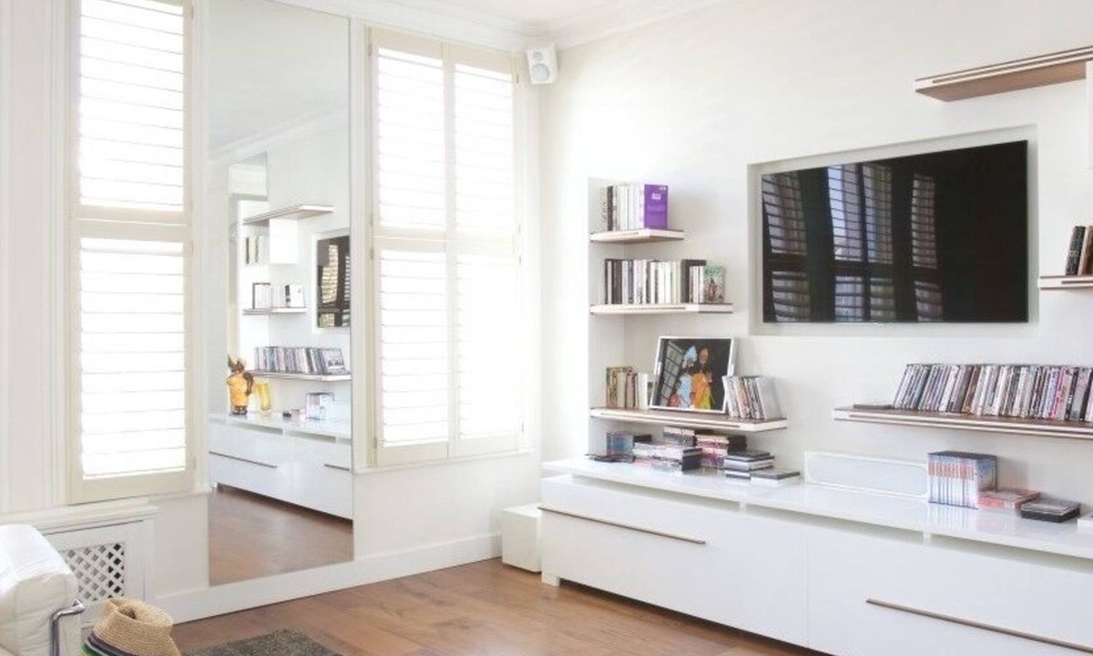 South Kensington Villa | Earls Court three bedroom home in Central London to Let