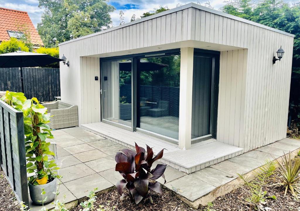 Stoke Bardolph House | East Bridgford Summerhouse Inc Spa and Treatments