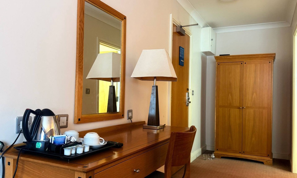 Blaby Hotel | Elegant Executive Double: Comfort & Convenience in Blaby