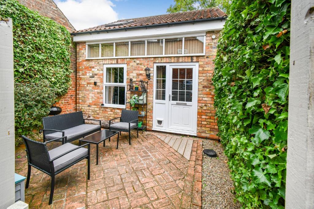 Dunnington Apartment | Fifth Milestone Annexe