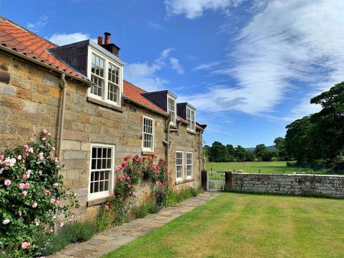 Carlton-in-Cleveland House | Finest Retreats - Ingleby Manor - Courtyard Cottage