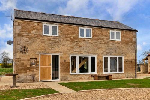 Thurlby House | Finest Retreats - The Warren