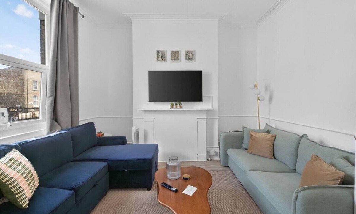 Finsbury Park Apartment | Finsbury Park | Stylish 1BR | Near Tube | Wifi