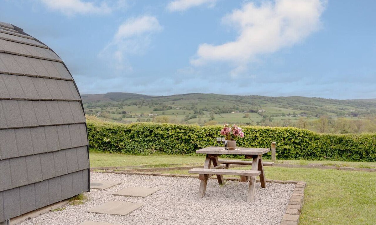 Downham Cabin | Greendale Glamping - Sunrise Pod (No Hot Tub)