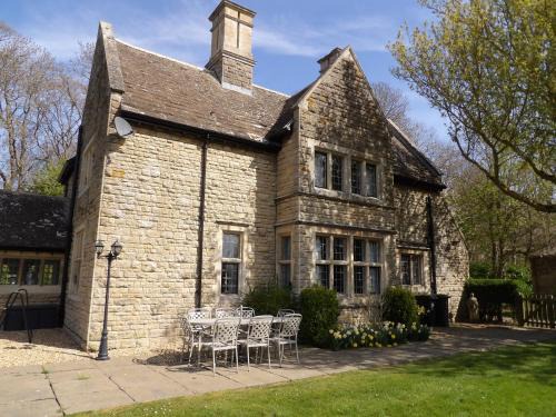 Polebrook House | Greenwood Manor