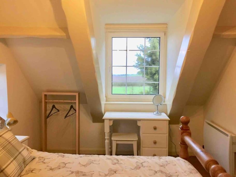 Aubourn Apartment | Grove Farm Old Granary, 1st floor Loft Apartment, Includes Continental Breakfast