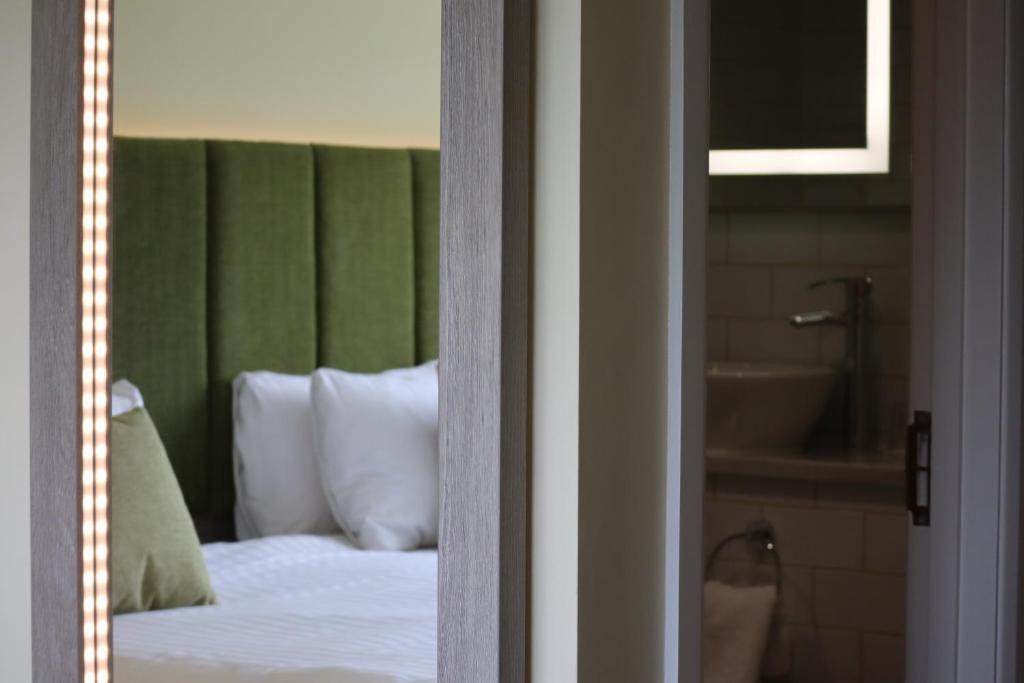 Hellidon Resort | Hellidon Lakes Hotel