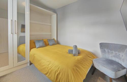 Hazel Grove Apartment | HEYHOO Cosy Holiday Studio in Hazel Grove - Self Catering Apartment 1