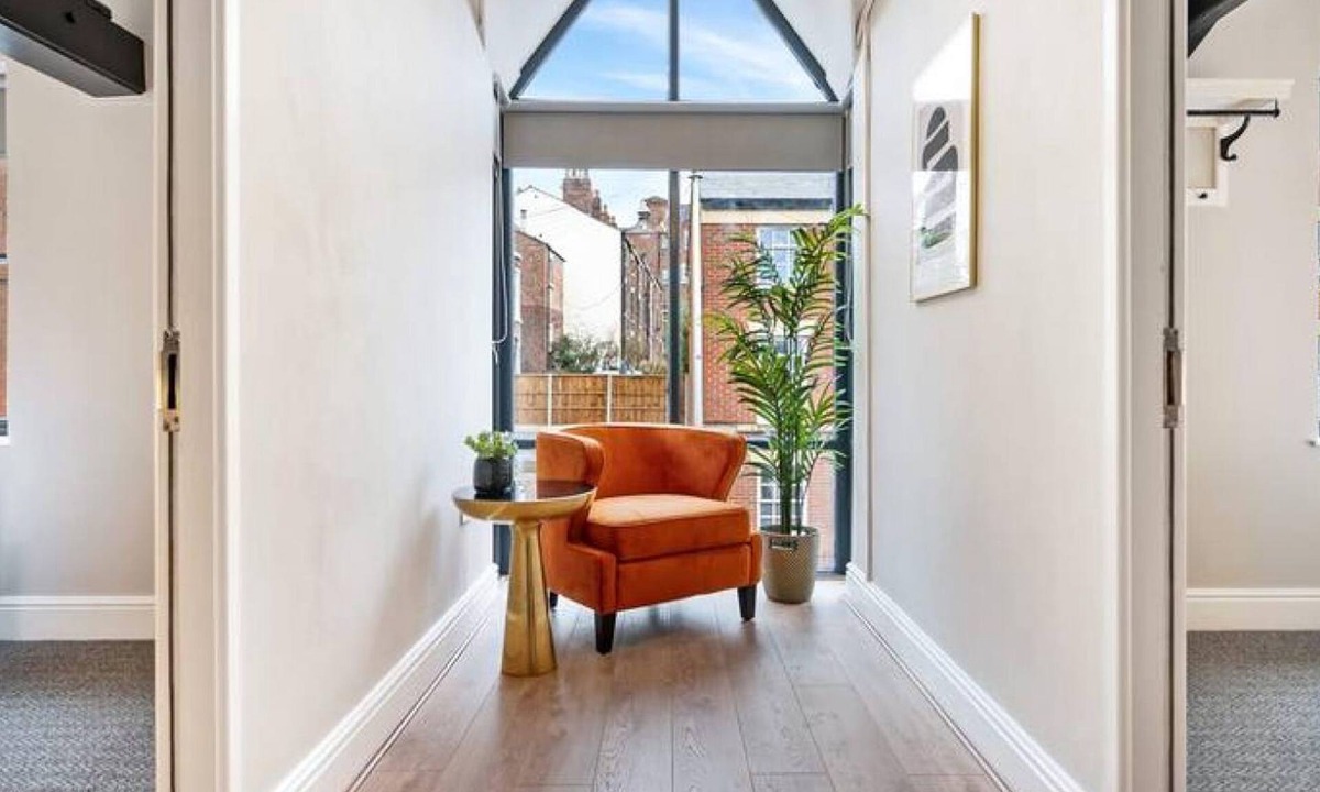 Hope Street House | Host Apartments The Coachouse at Pilgrim St