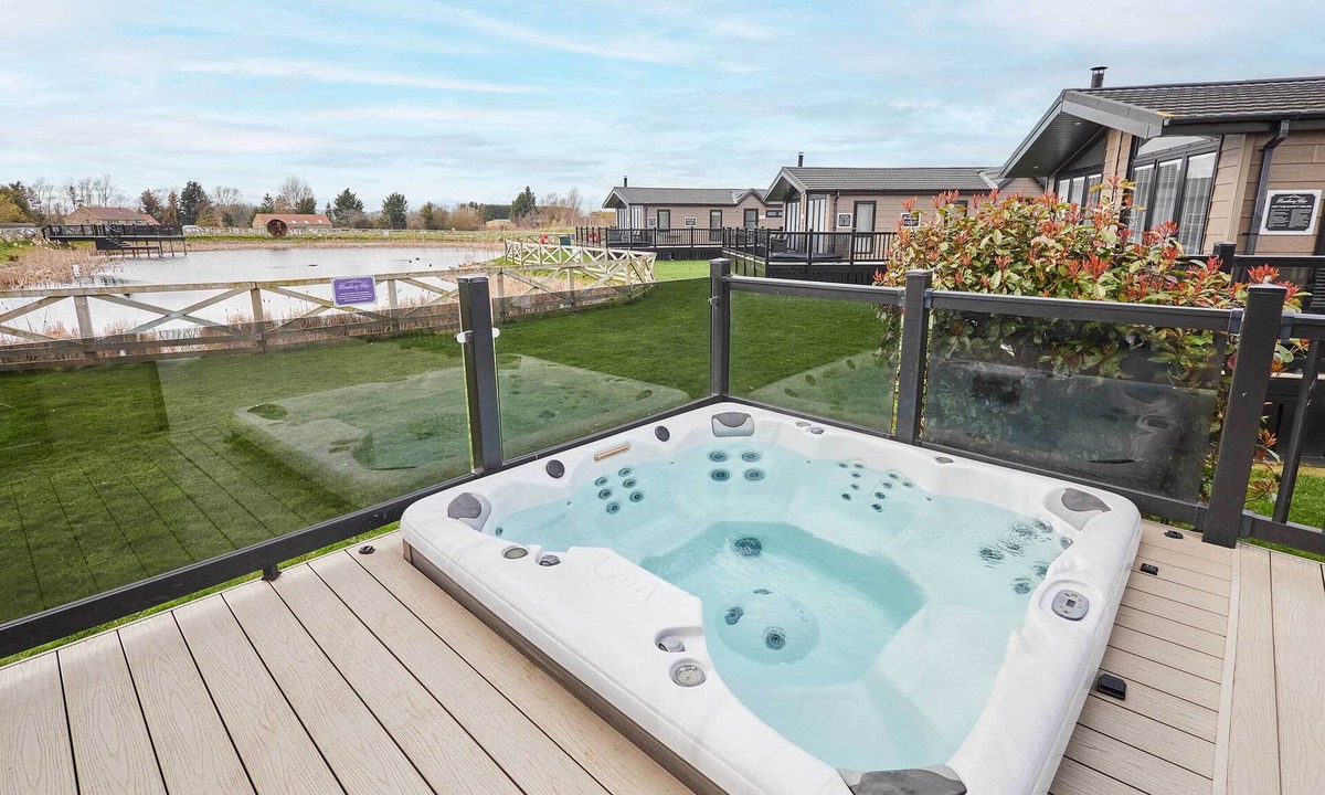 Carlton-in-Cleveland Ski Chalet | Host & Stay | Stan Hollis Lodge