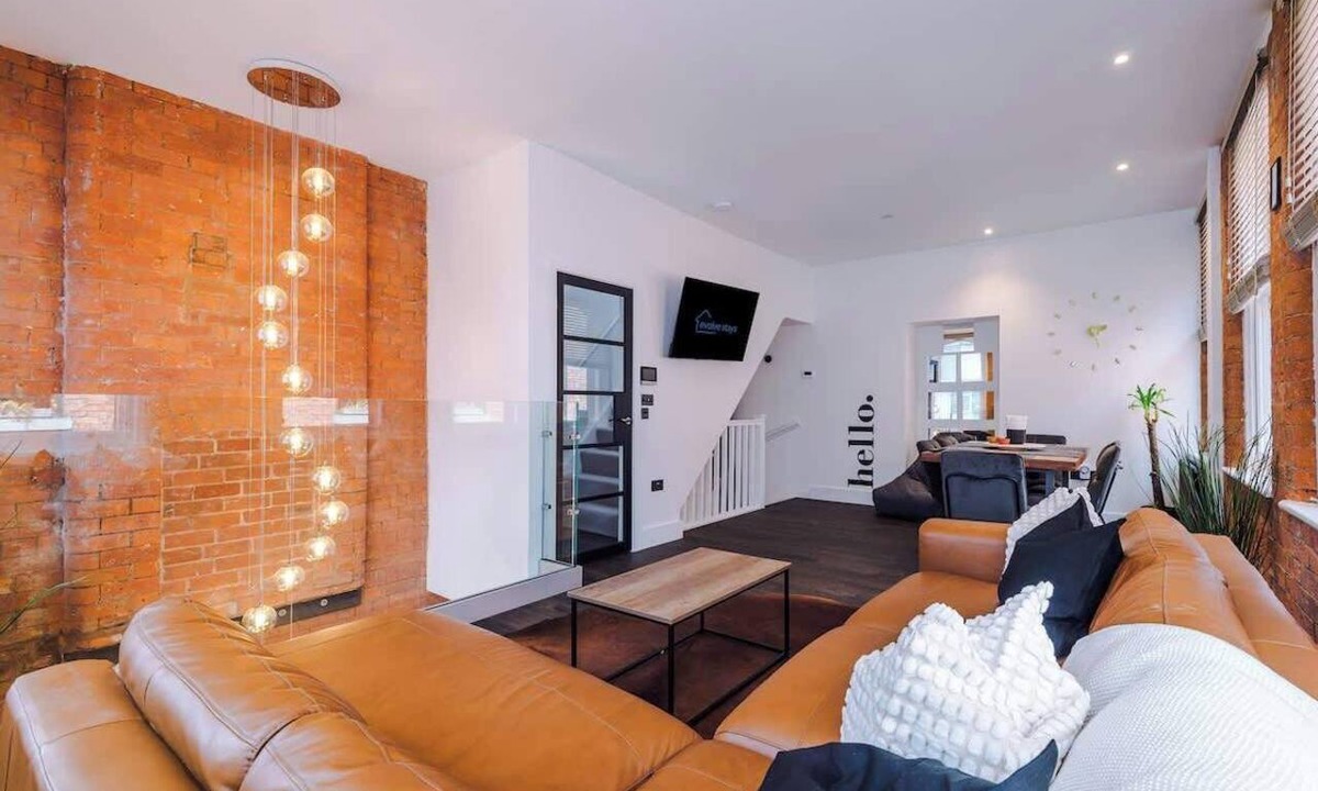 Northern Quarter House | Incredible Four Story Townhouse, Rooftop, Balcony