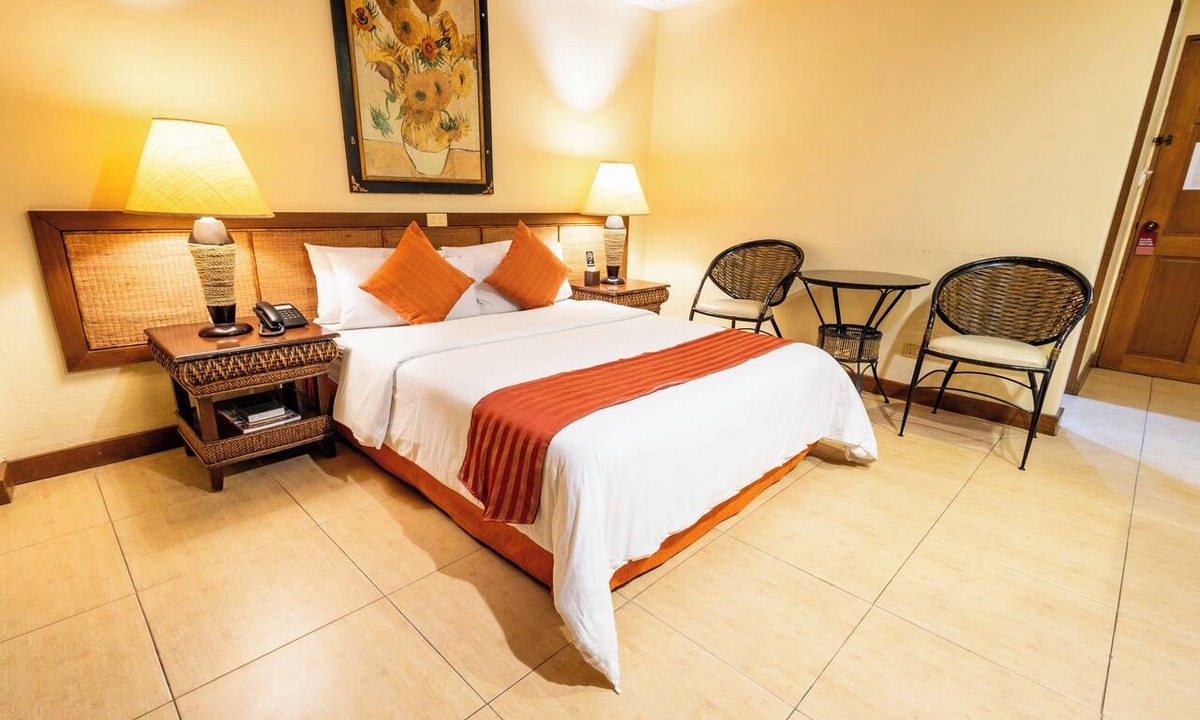 Laoag Hotel | Java Hotel