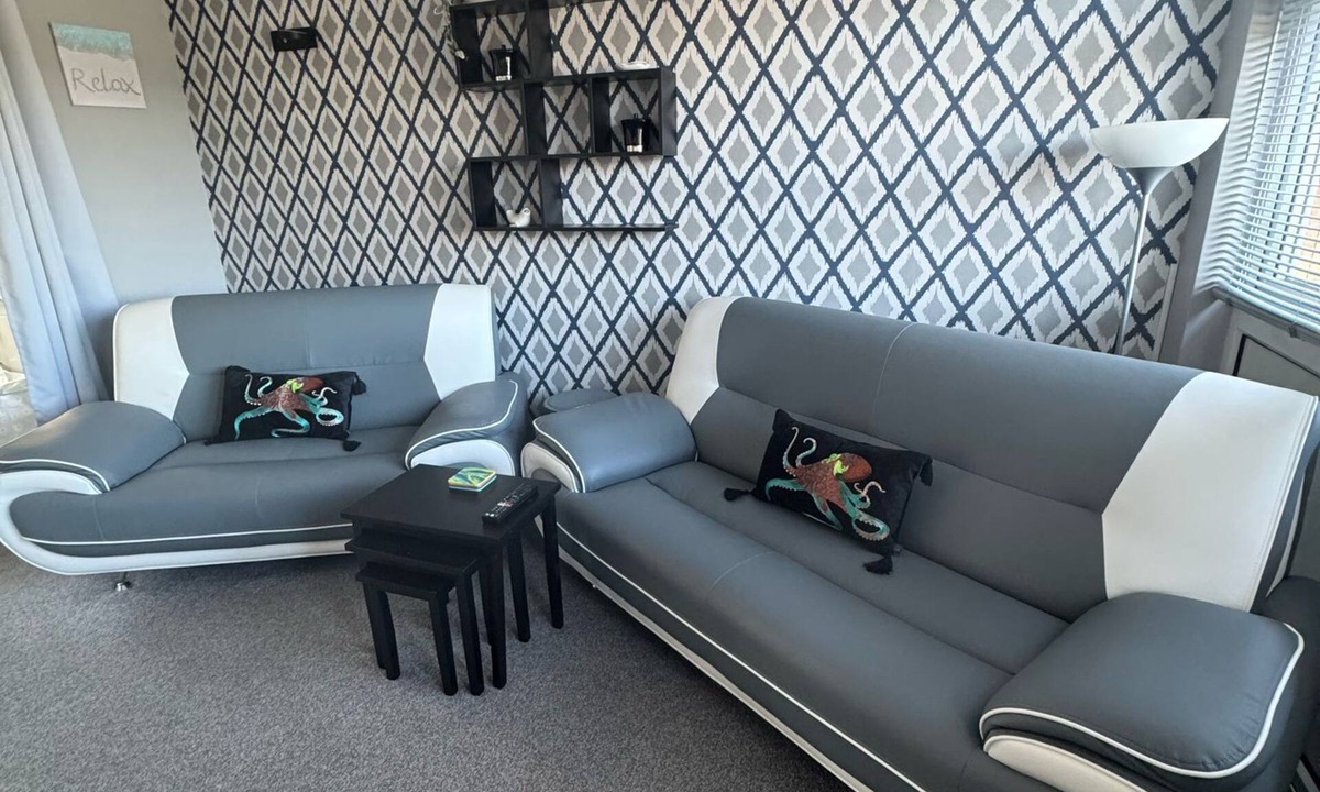 Chapel Saint Leonards Apartment | Jay Sea's View