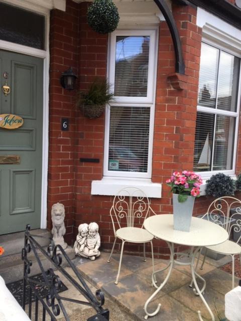 West Cliff Bed & Breakfast | Joben