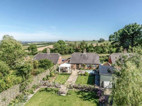 Horncastle House | Jolls Cottage with hot tub Lincolnshire Wolds
