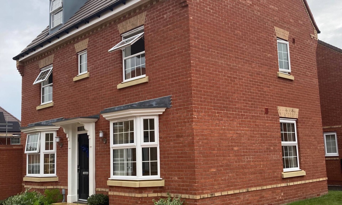 Burton Latimer House | Kettering - House - Stay 8 - Parking - Garden