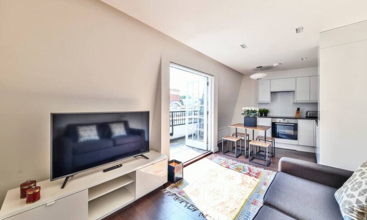 Brompton & Hans Town Apartment | Knightsbridge/Chelsea penthouse