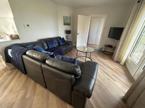 Skegness House | Lilac Cottage Private Fishing Lake Dogs Welcome