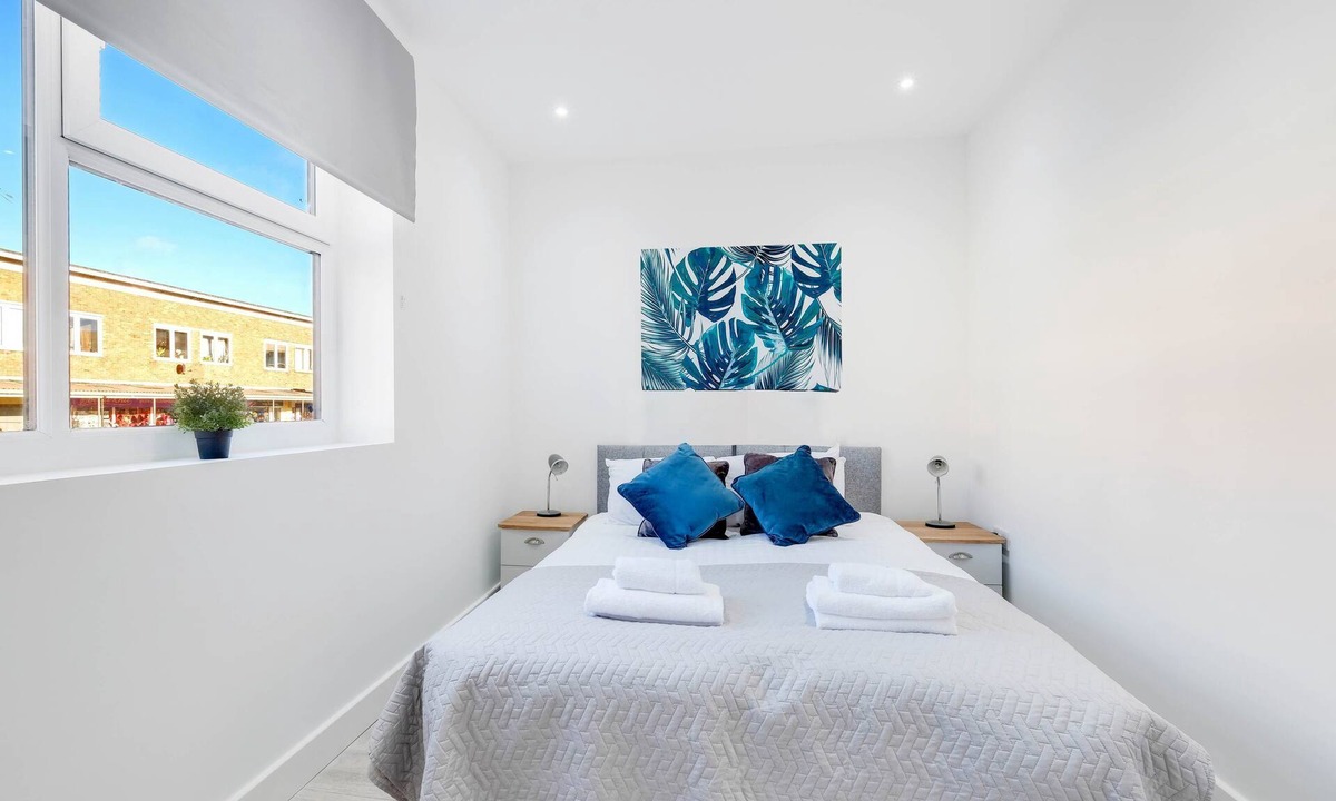 Corby Apartment | Luxurious 1 Bed Serviced Apt. 01 with Wi-Fi