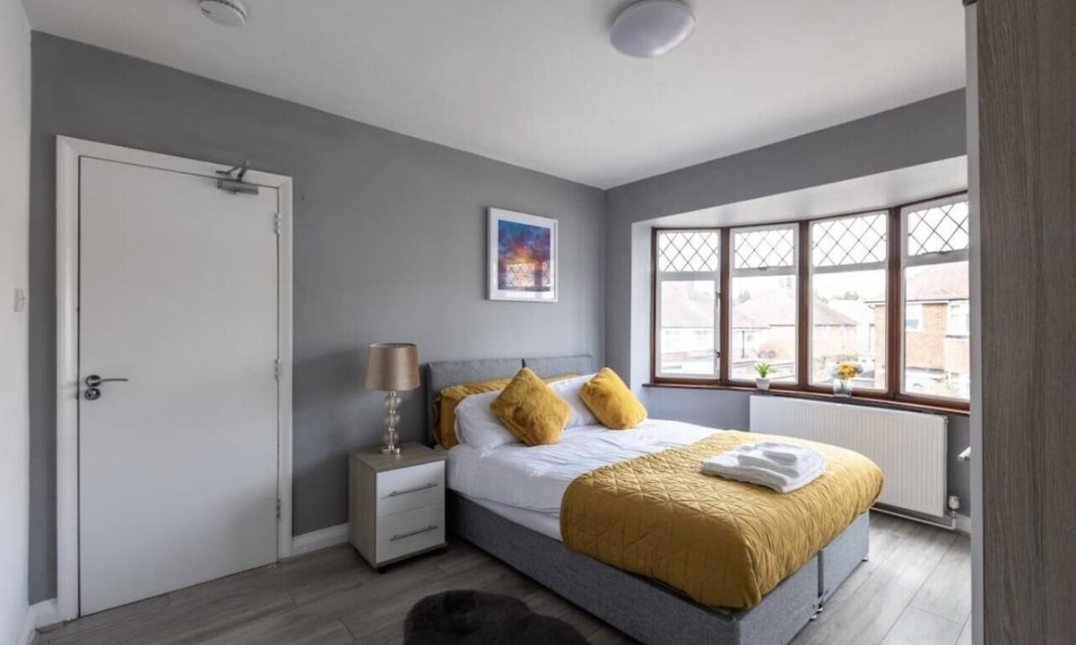 Kettering House | Luxury 3 bedroomed home