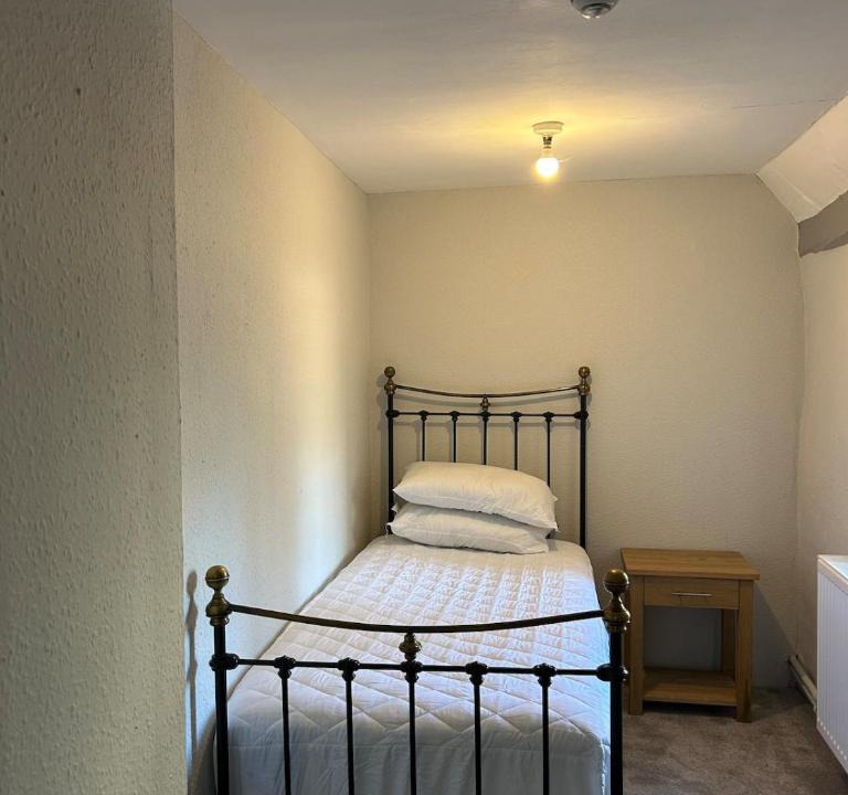 Loughborough Apartment | Luxury 4BR Apartment Free Parking Loughborough Town Centre