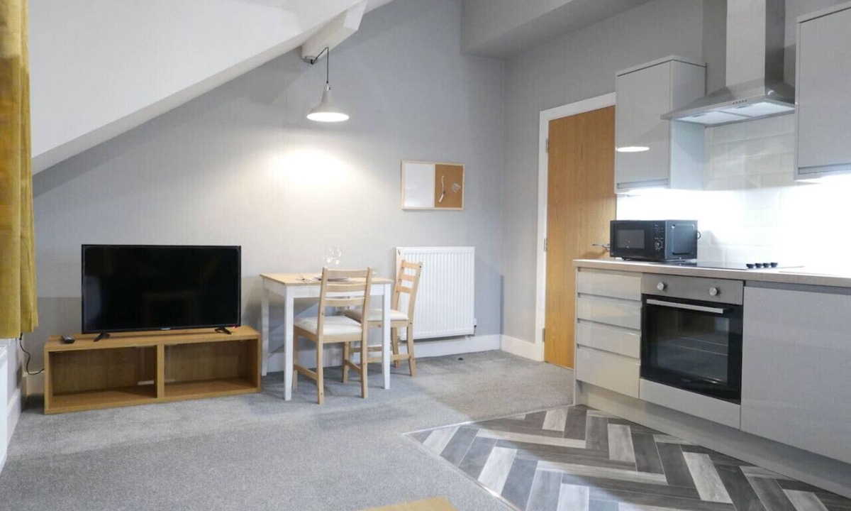 Chapeltown Apartment | Luxury Top Floor Apartment near Centre of Leeds