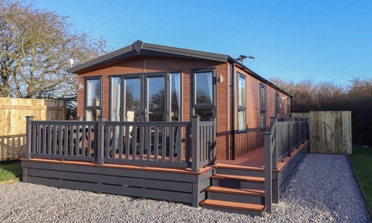 Great Hatfield Cabin | Meadows Park 1, Hornsea