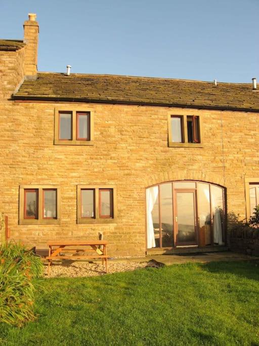 Belthorn House | Midsummer Barn