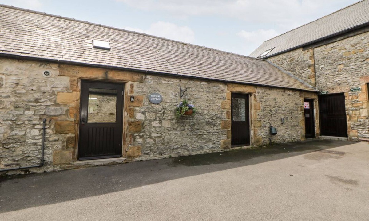 Over Haddon Cottage | Monsal Cottage, Bakewell
