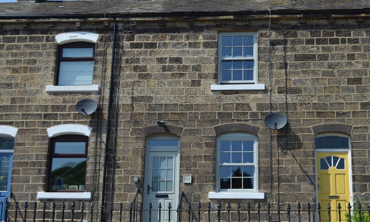 Embsay Cottage | NO. 4 EMBSAY, pet friendly, character holiday cottage in Embsay
