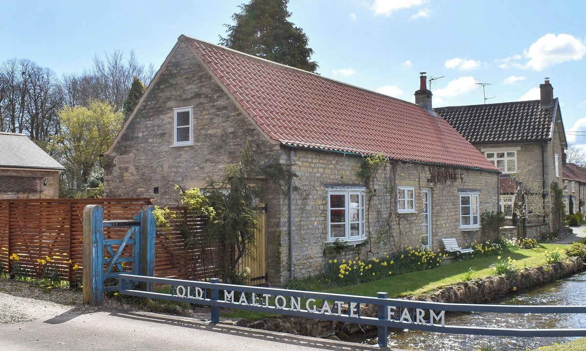 Thornton Dale Cottage | Old Maltongate Farm Cottage