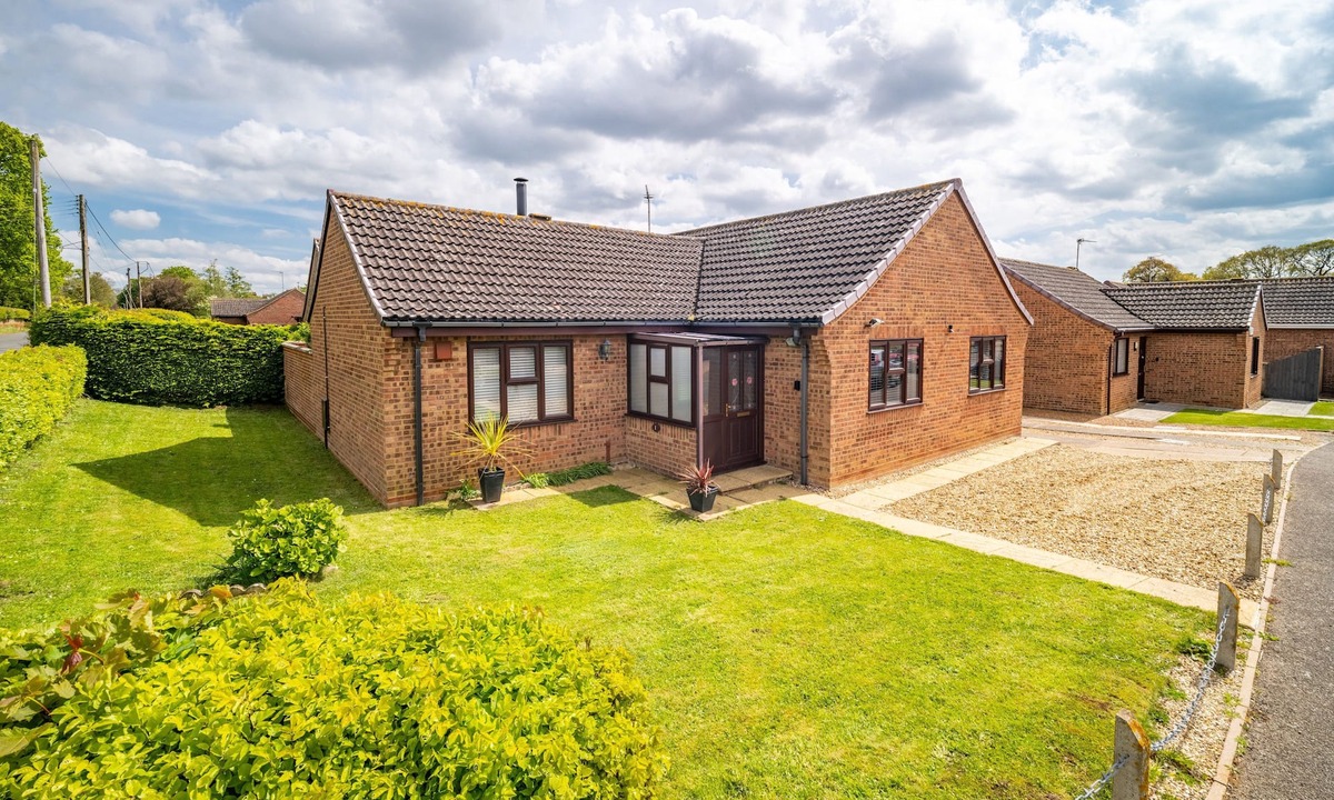 Heacham House | One Lazy Duck, Heacham, Norfolk