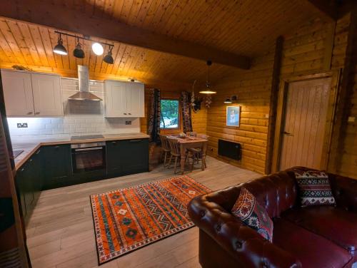 Kenwick House | Pineshadow Lodge Dog Friendly Kenwick Park Louth