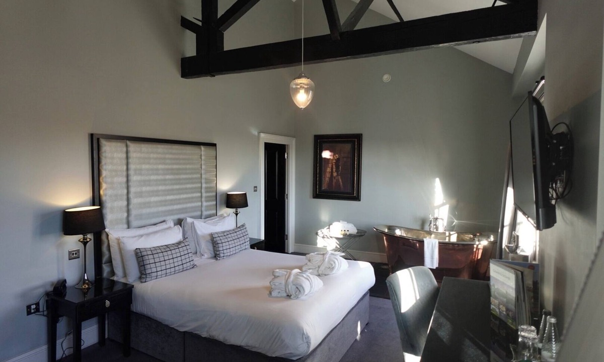Ely Hotel | Poets House