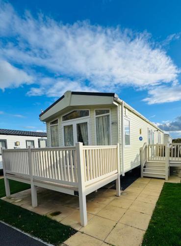Hay-on-Wye House | Princess's Palace, Holiday Lodge, Malvern View Leisure Park
