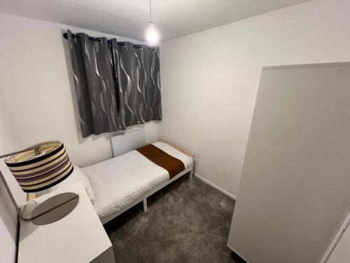 Barking House | Private Cosy Room