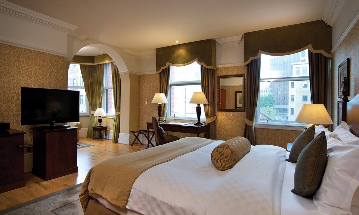 Leeds City Center Hotel | Quebecs