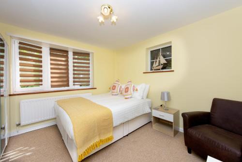 Southampton Apartment | Quest Fulfiller - Near General Hospital, Free Parking & Garden