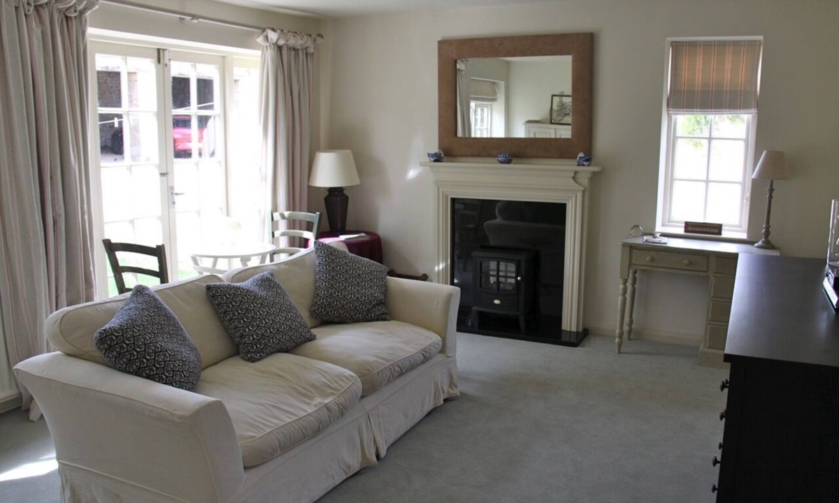 Castle Bytham Bed & Breakfast | Rectory Farm Annexe