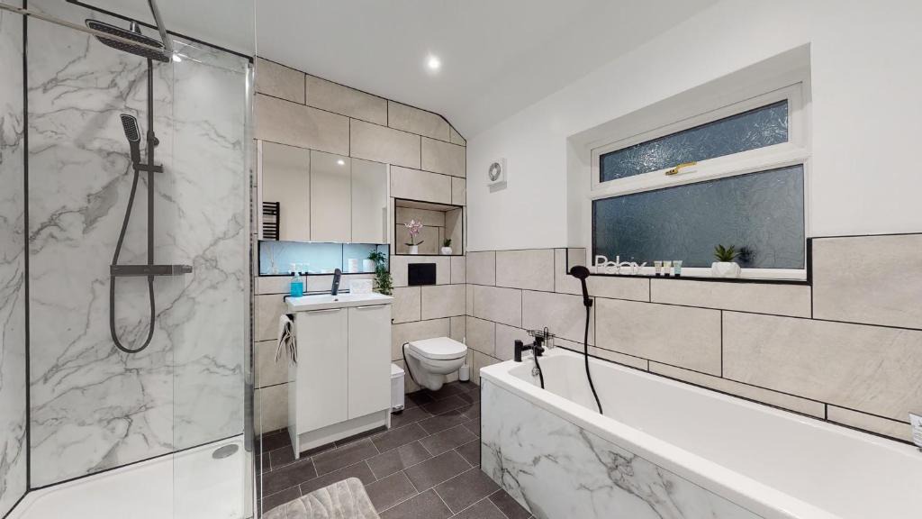 Forsbrook Apartment | Redwood