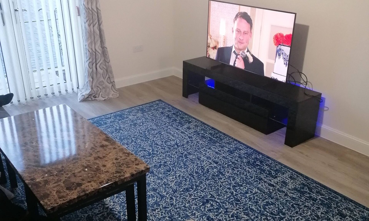 Dunstable Apartment | Remarkable 1-bed Apartment in Luton