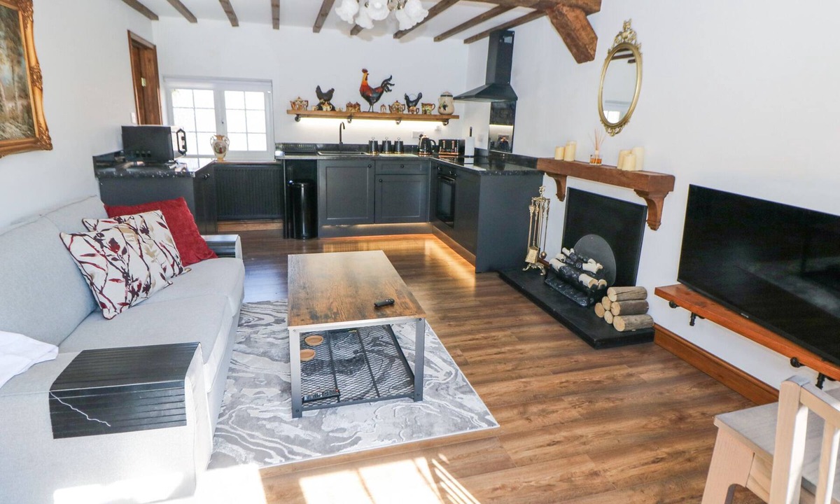 Skegby Cottage | Rose Cottage
